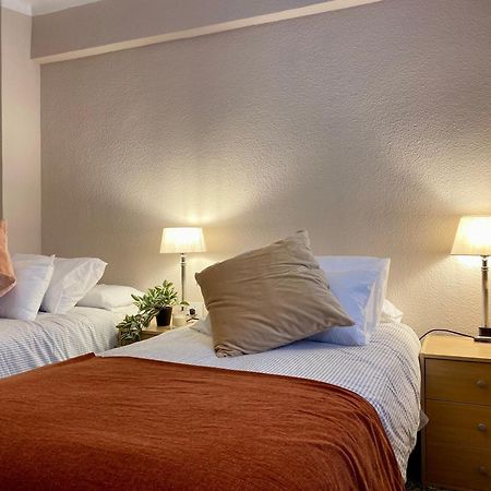 Habitacion My Home อาลิกันเต ภายนอก รูปภาพ