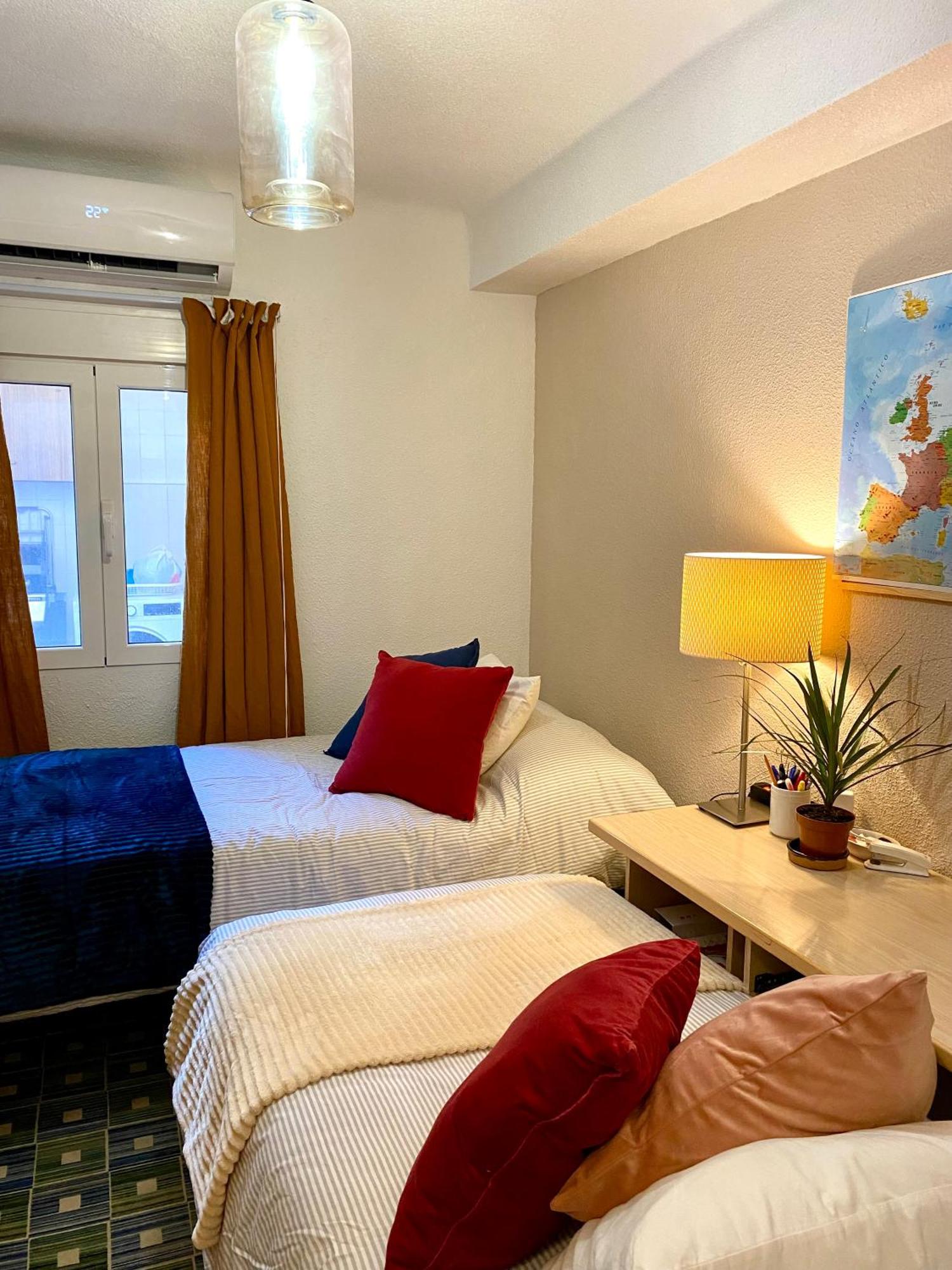Habitacion My Home อาลิกันเต ภายนอก รูปภาพ